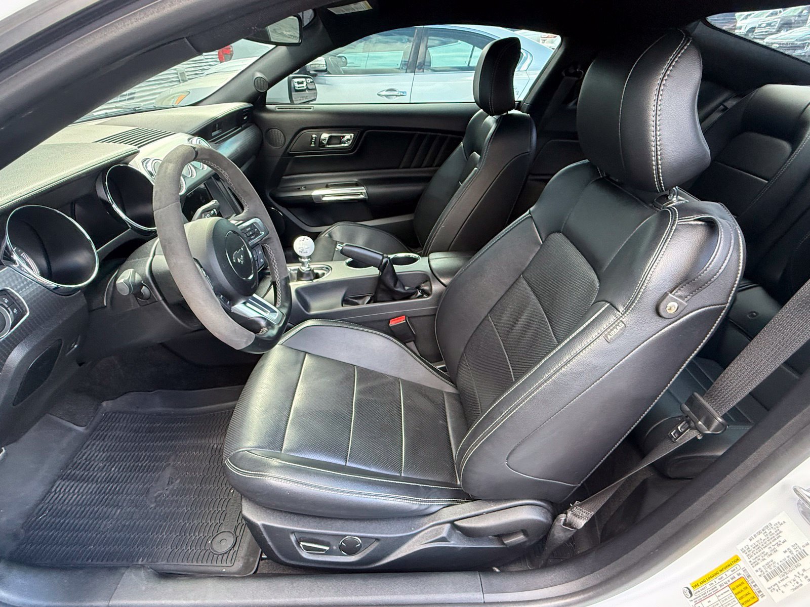 Used 2016 Ford Mustang GT Premium w/ GT Performance Package RWD image 13
