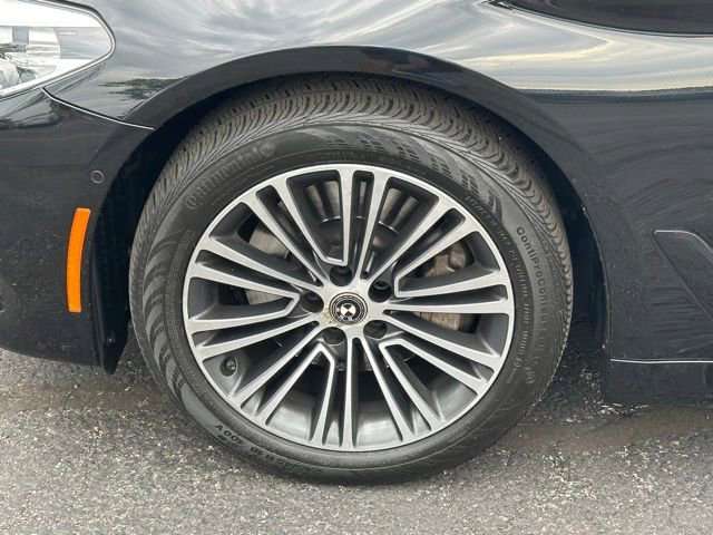 Used 2017 BMW 530i xDrive AWD/4WD image 10