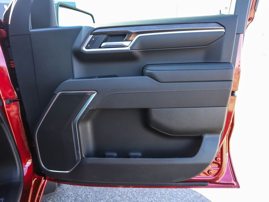 Used 2026 Chevrolet Silverado 1500 RST w/ RST Select Package image 28