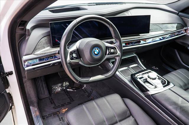Used 2024 BMW i7 eDrive50 RWD image 10