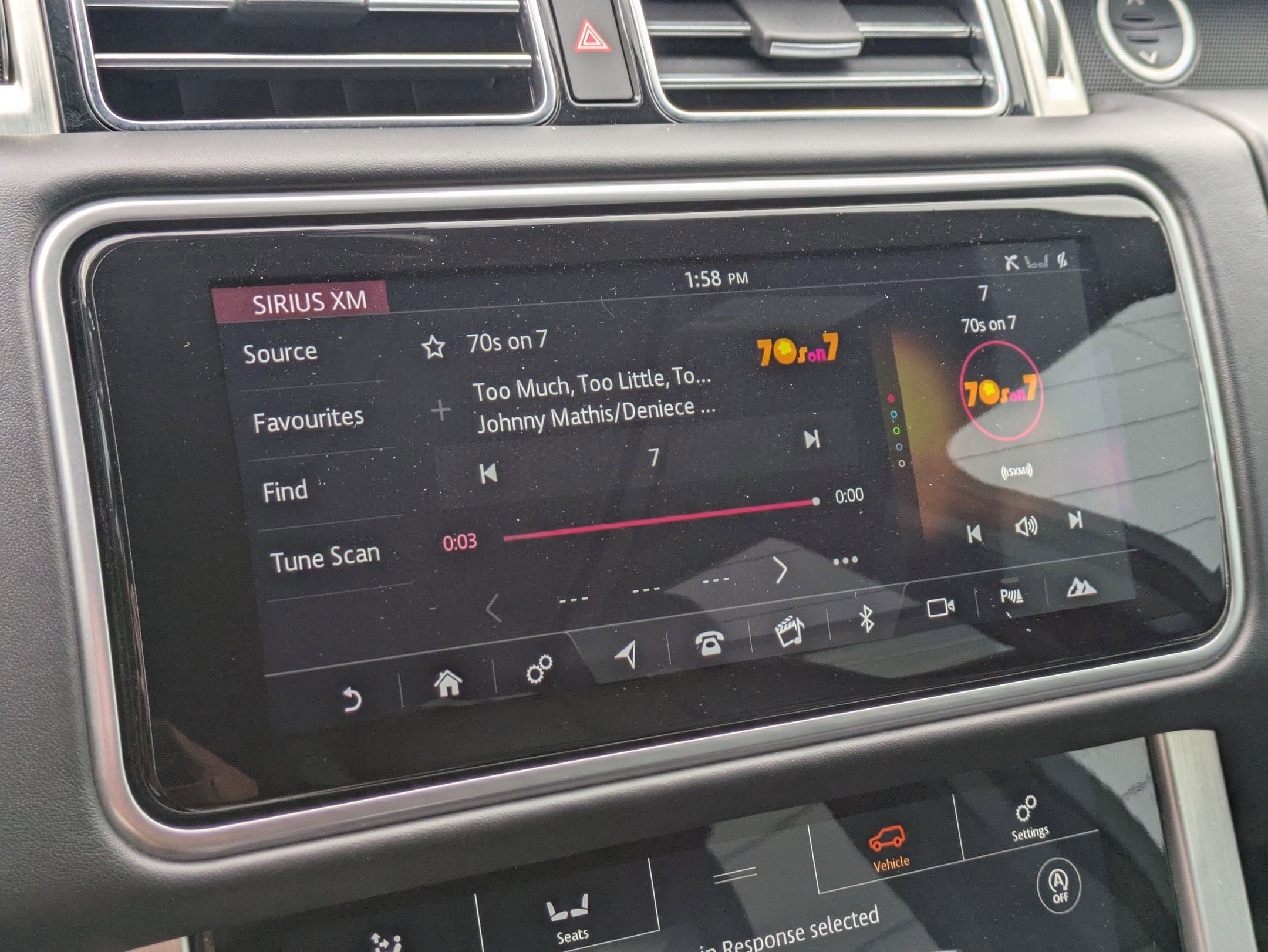 Used 2018 Land Rover Range Rover HSE image 20