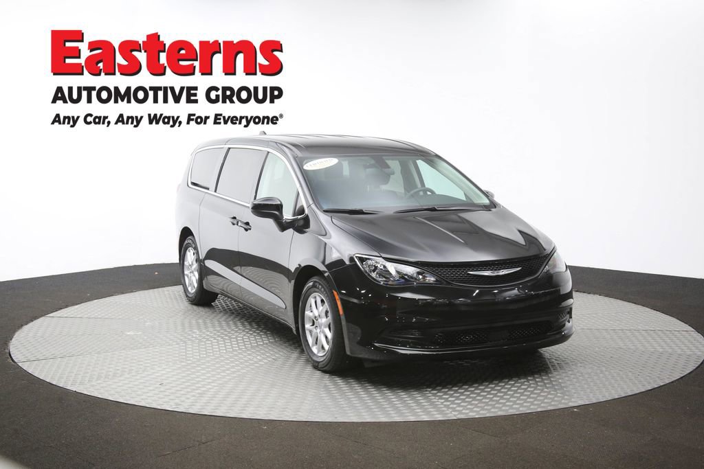 Used 2022 Chrysler Voyager LX FWD image 52