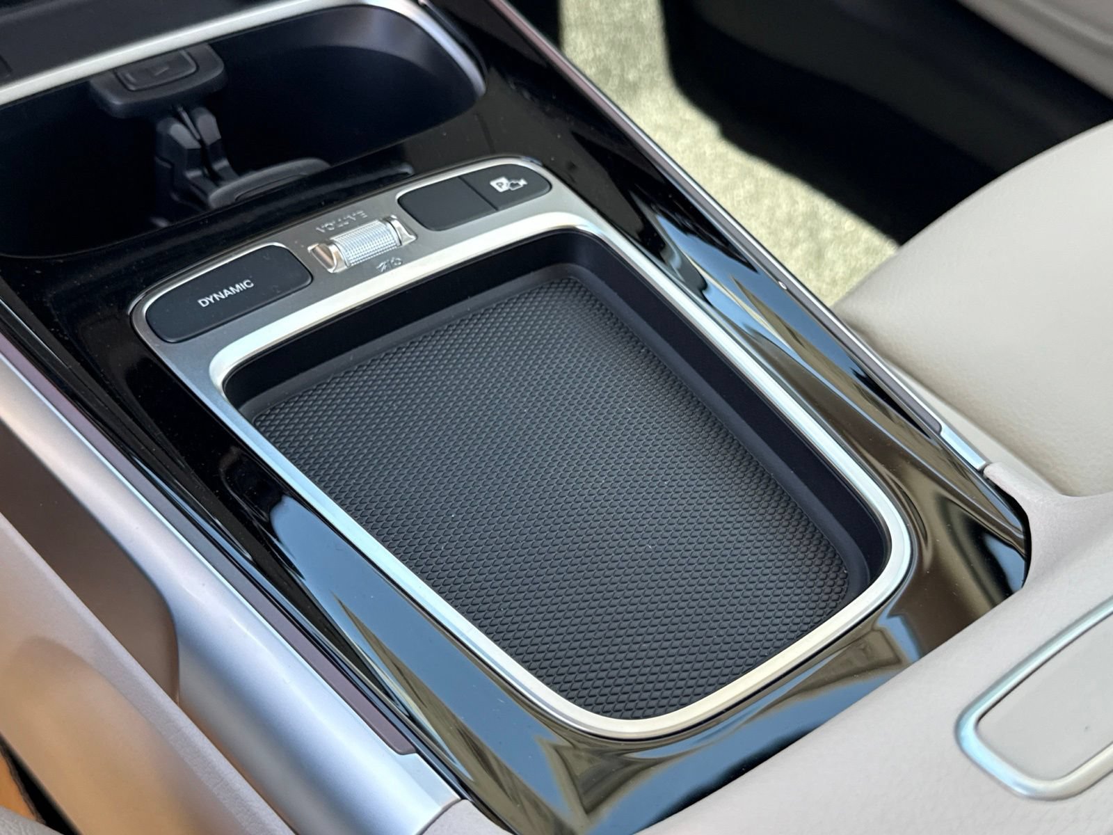 New 2026 Mercedes-Benz GLB 250 image 24