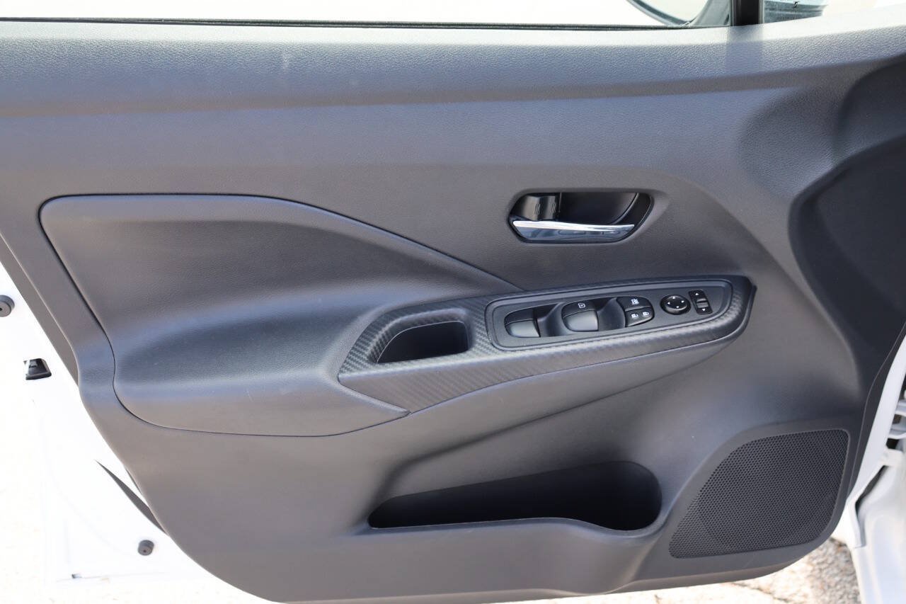 Used 2025 Nissan Versa SV w/ Trunk Package FWD image 12