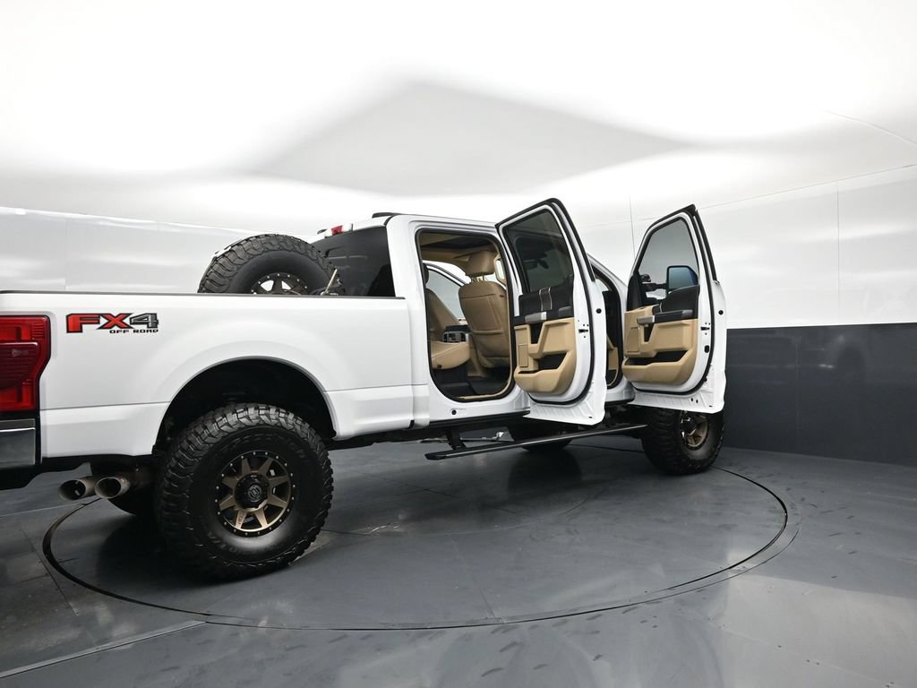 Used 2021 Ford F250 Lariat w/ Lariat Ultimate Package AWD/4WD image 5