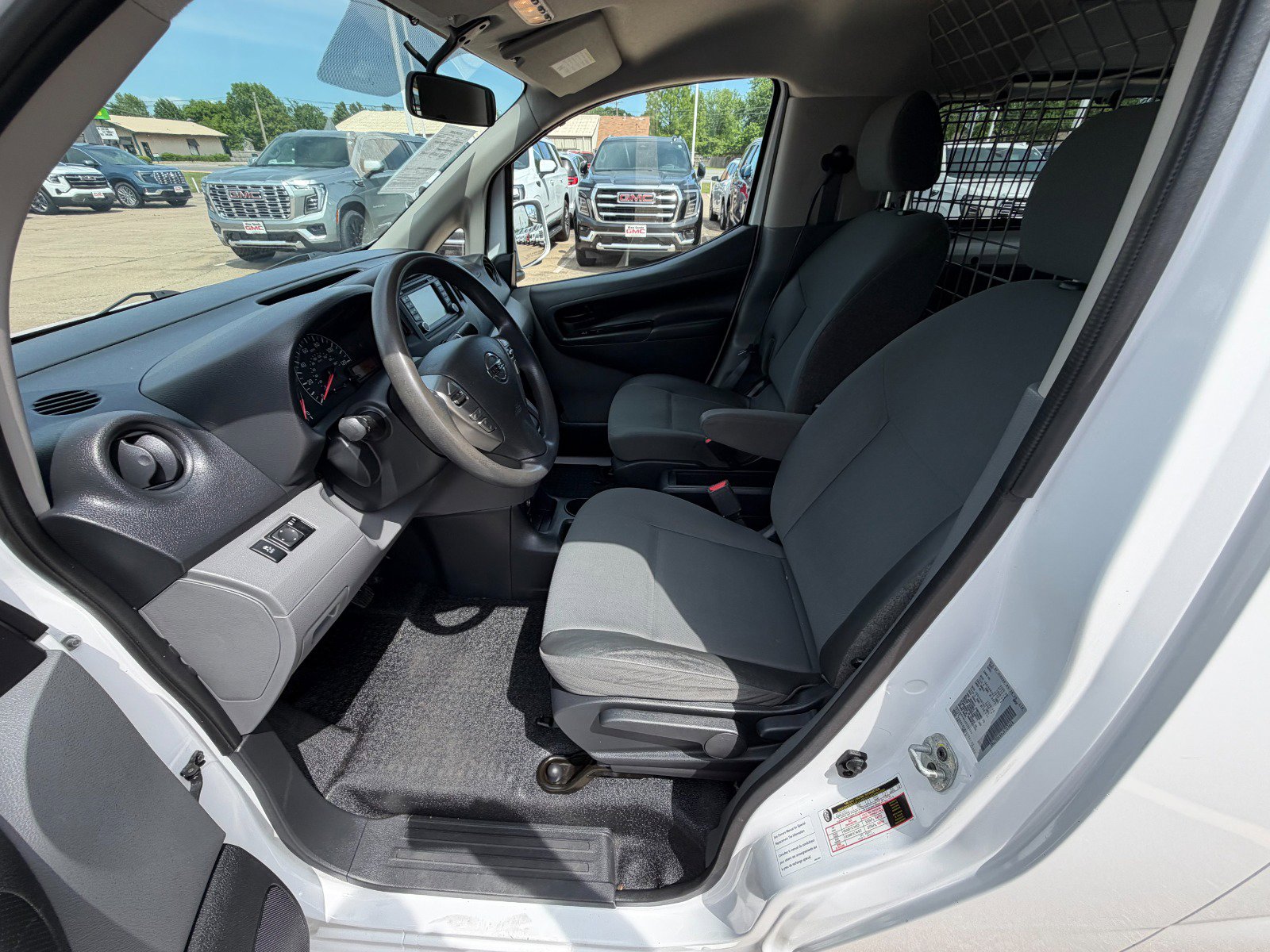 Used 2018 Nissan NV200 SV w/ Navigation Package FWD image 6