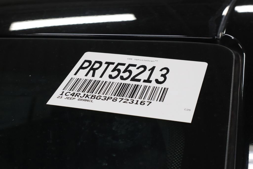 Used 2023 Jeep Grand Cherokee L Limited w/ Luxury Tech Group II image 39