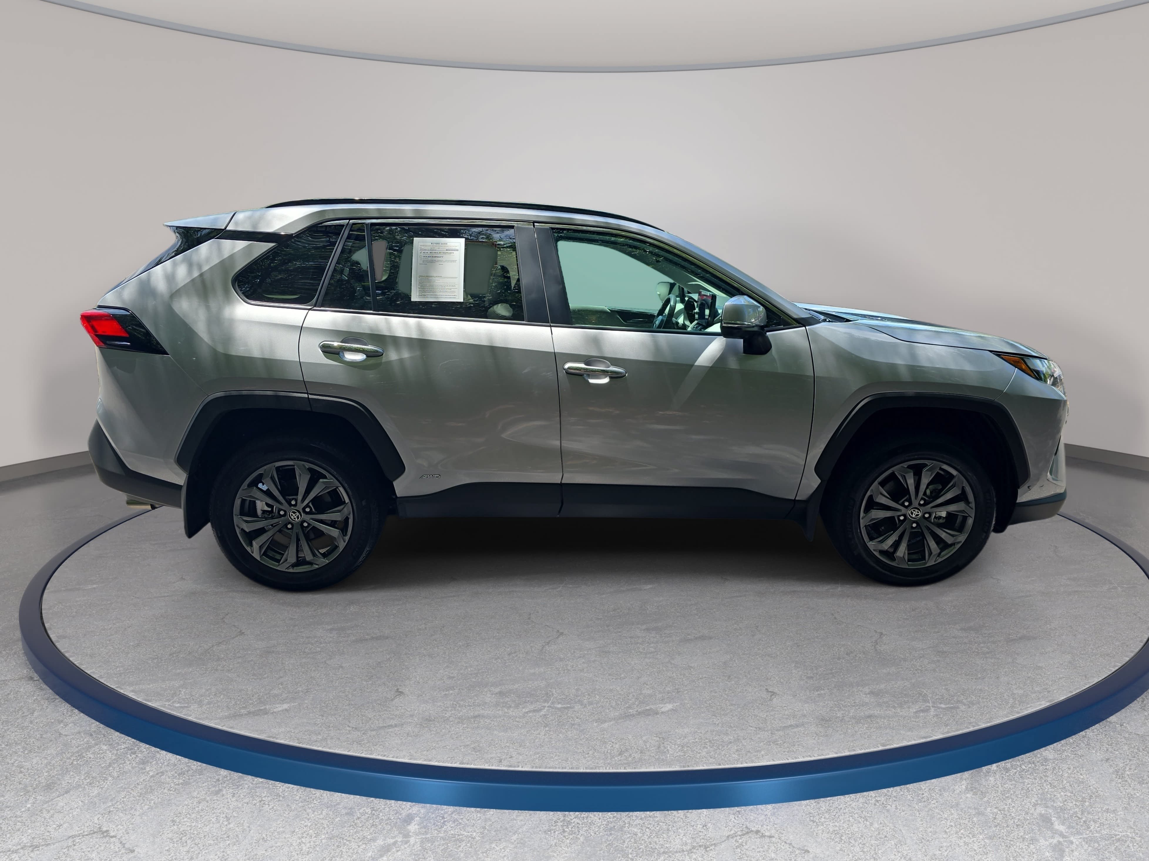 Used 2024 Toyota RAV4 Limited w/ Advanced Technology Package AWD/4WD image 4