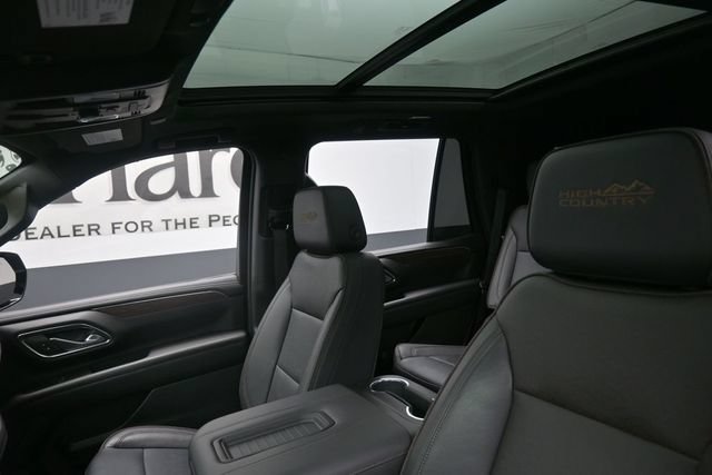 Used 2023 Chevrolet Tahoe High Country w/ Premium Package 2 AWD/4WD image 17
