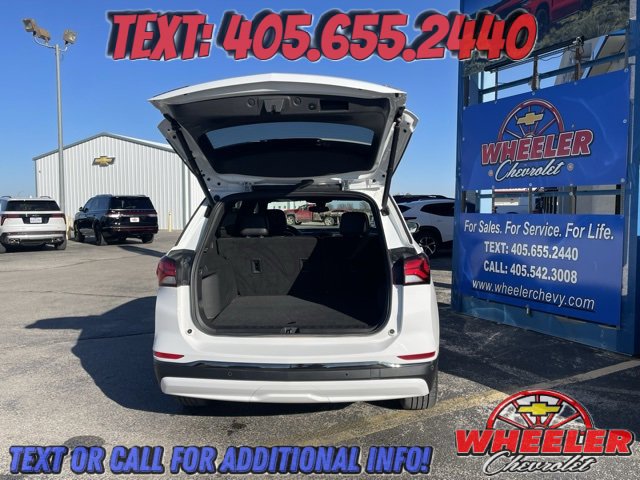Used 2022 Chevrolet Equinox RS w/ Infotainment Package image 7