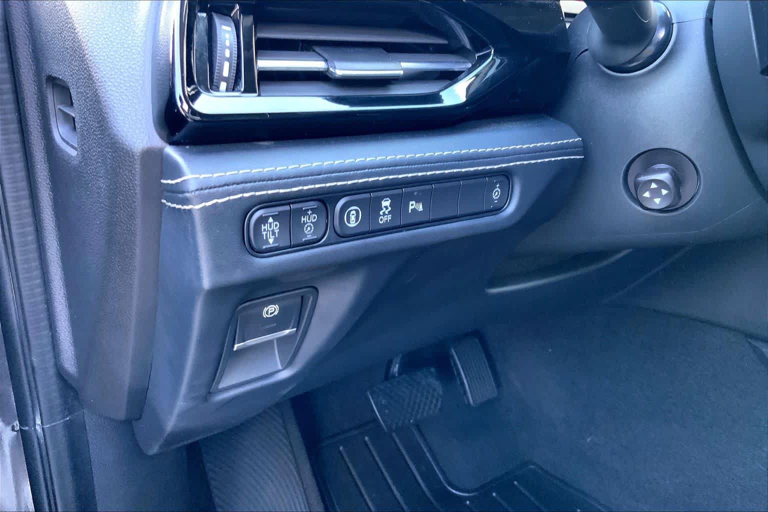 Used 2022 Acura MDX w/ Advance Package AWD/4WD image 30