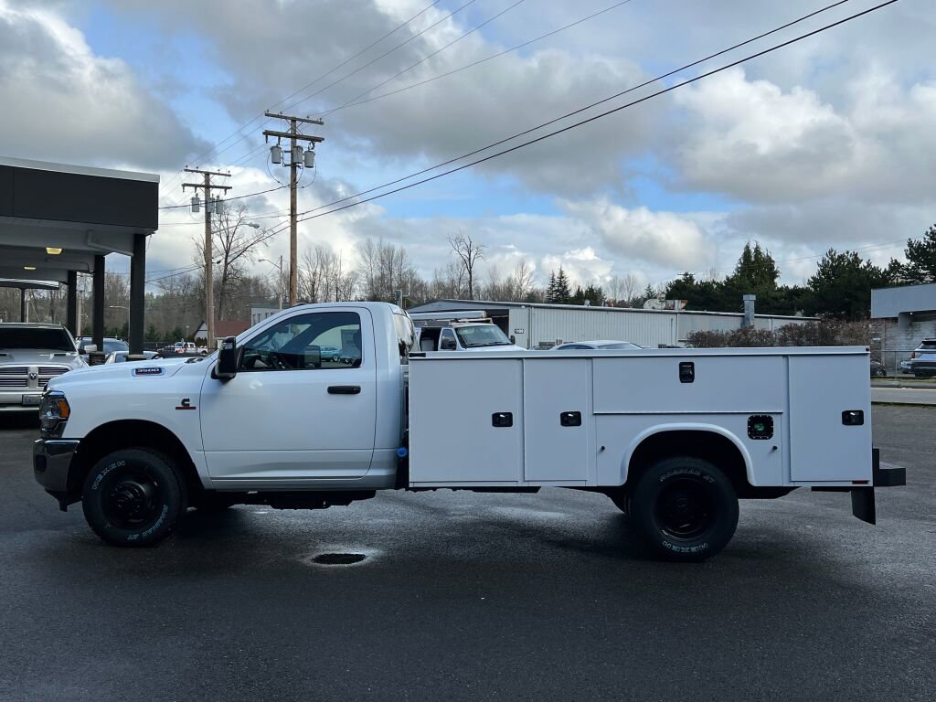 New 2024 RAM 3500 Tradesman image 7