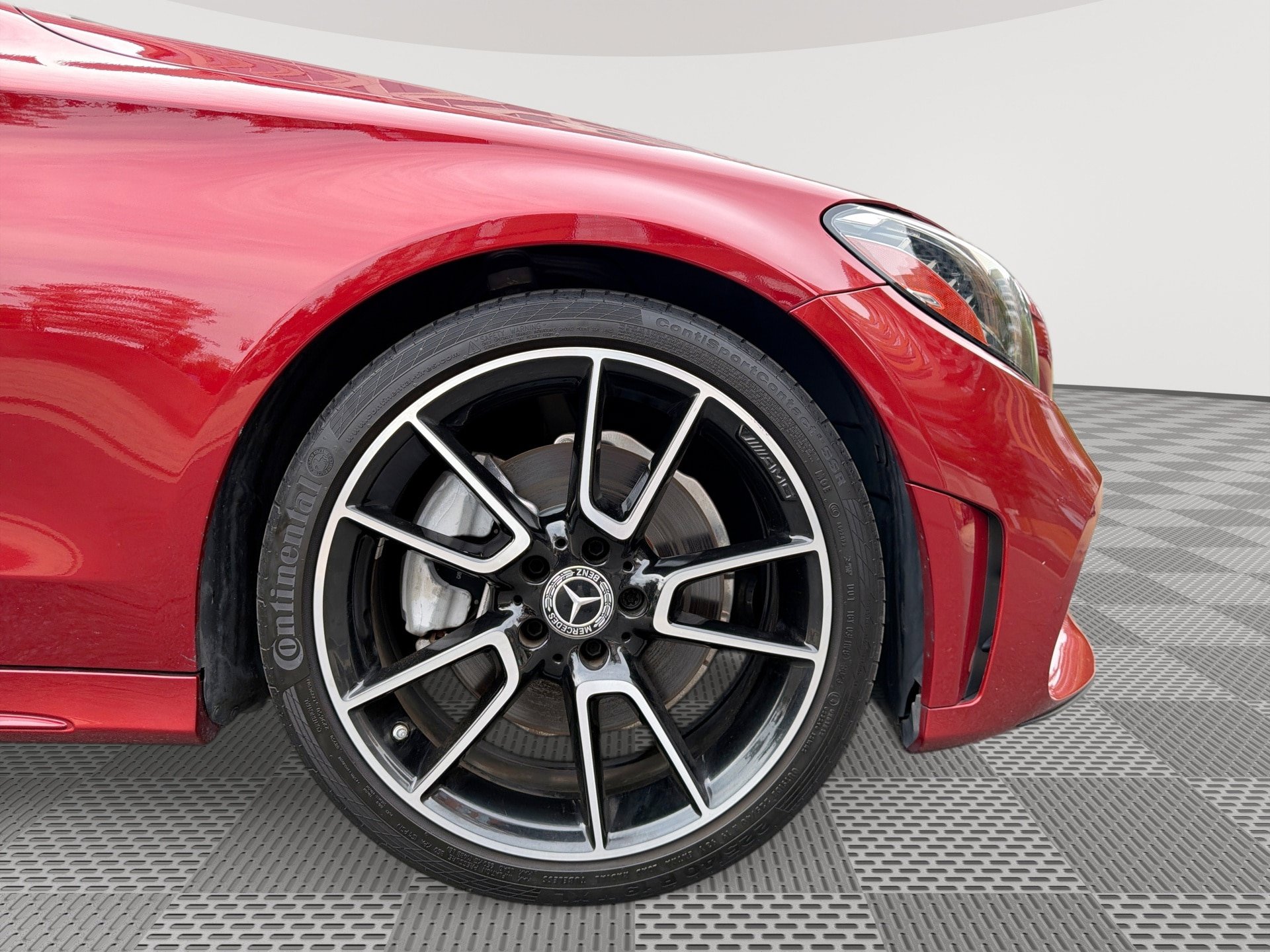 Used 2021 Mercedes-Benz C 300 Sedan w/ AMG Line image 31