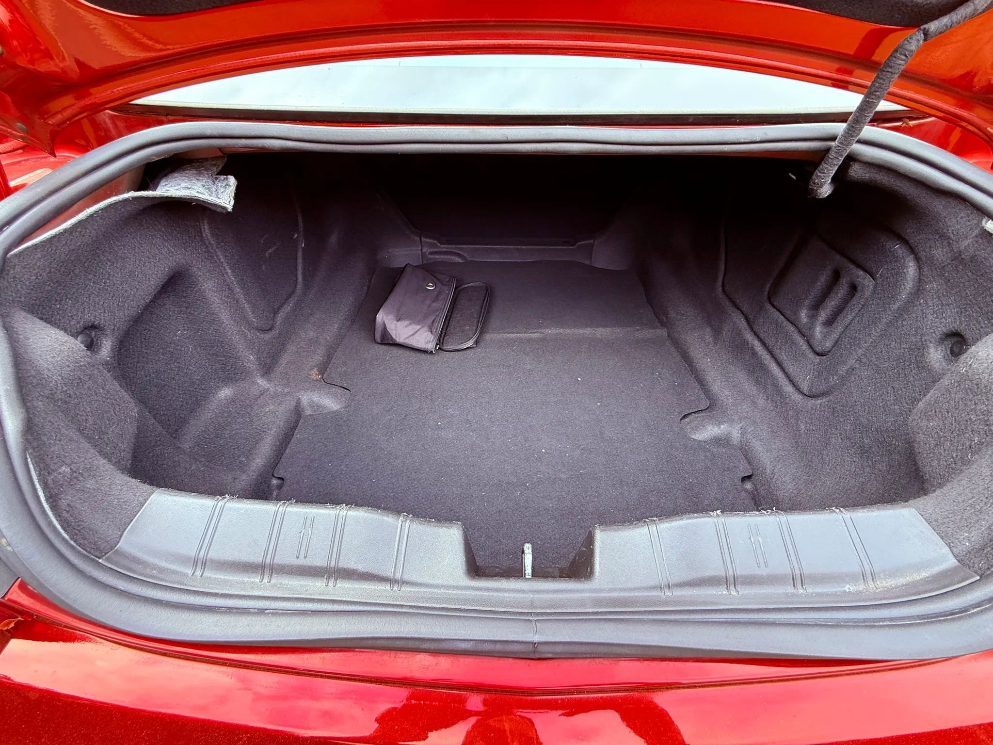 Used 2021 Chevrolet Camaro LT RWD image 20