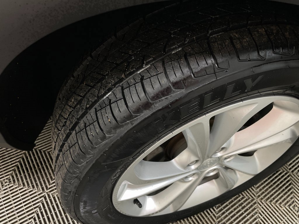 Certified 2020 Buick Encore GX Preferred w/ Cold Weather Comfort Package image 45