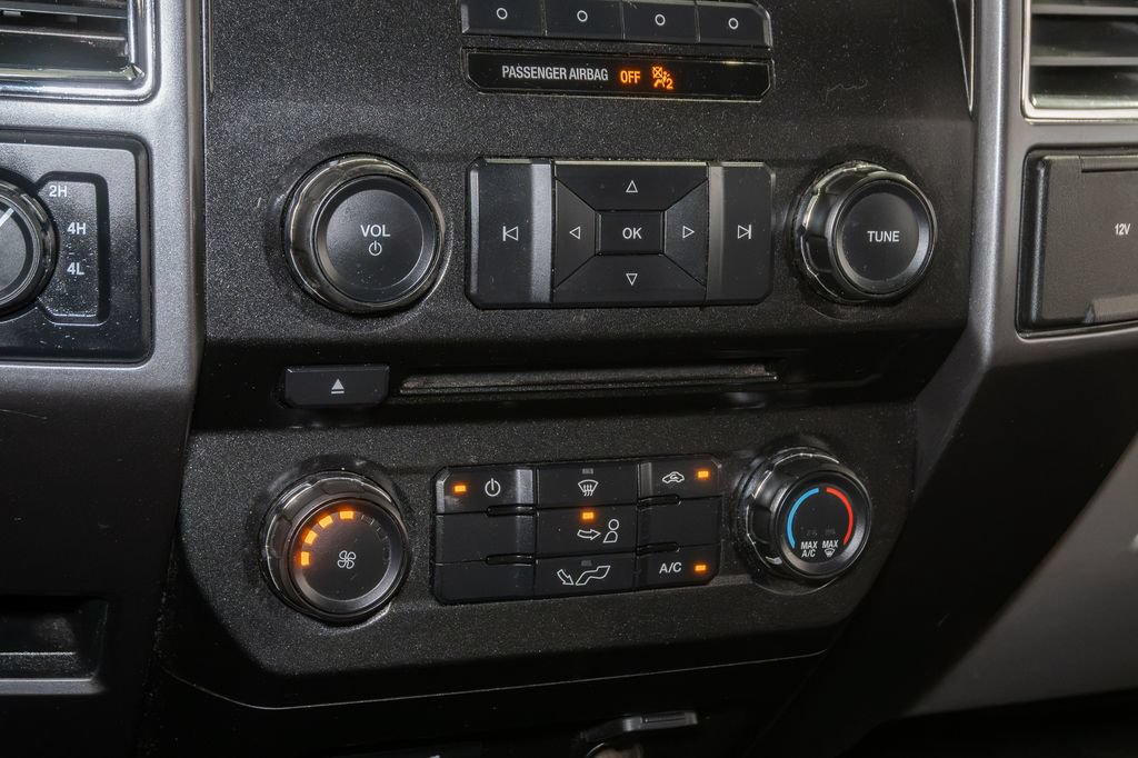 Used 2015 Ford F150 XLT AWD/4WD image 18