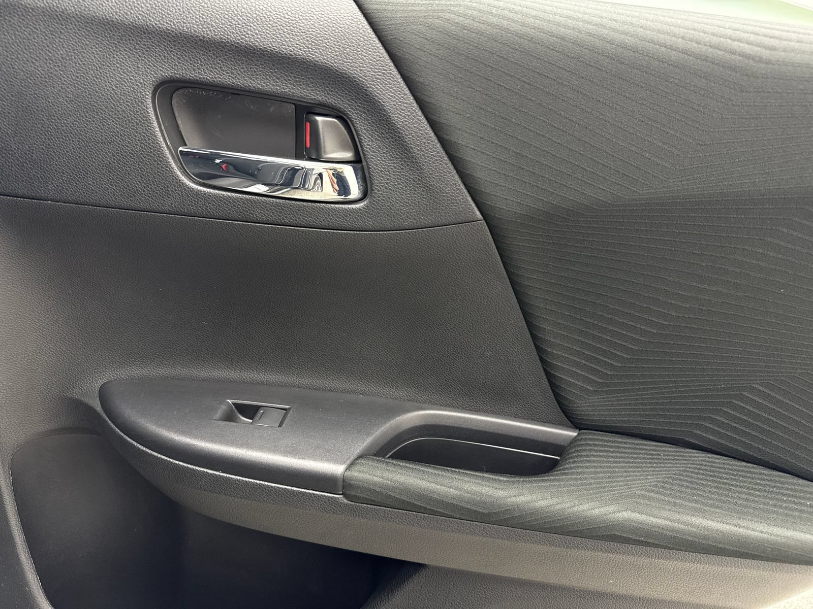 Used 2015 Honda Accord LX image 43