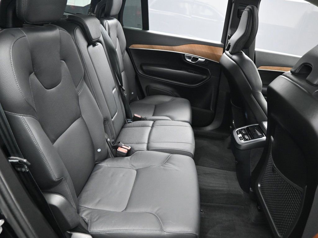 Used 2024 Volvo XC90 B6 Plus w/ Protection Package Premier image 34