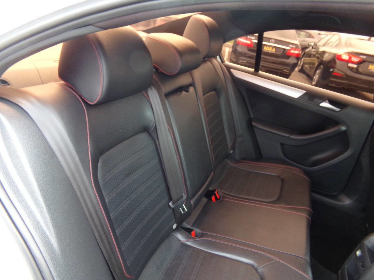 Used 2013 Volkswagen Jetta GLI Autobahn image 23