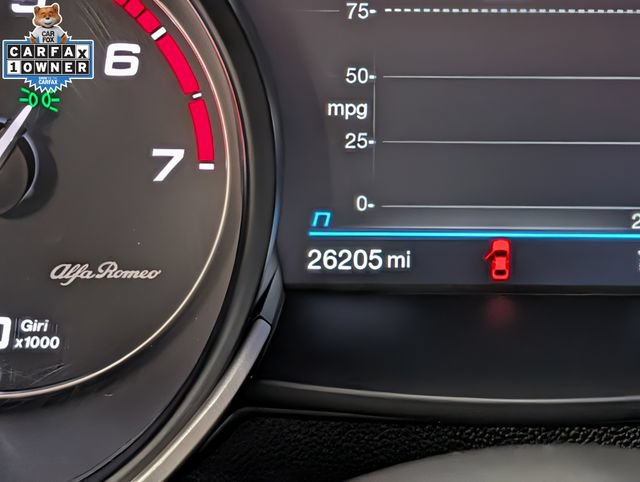 Used 2023 Alfa Romeo Stelvio Veloce AWD/4WD image 17