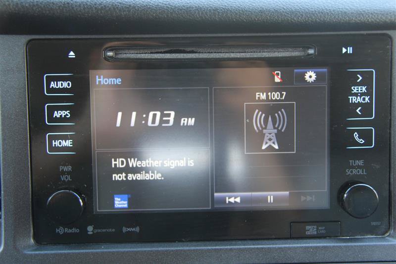 Used 2016 Toyota Sienna XLE w/ XLE Navigation Package FWD image 31