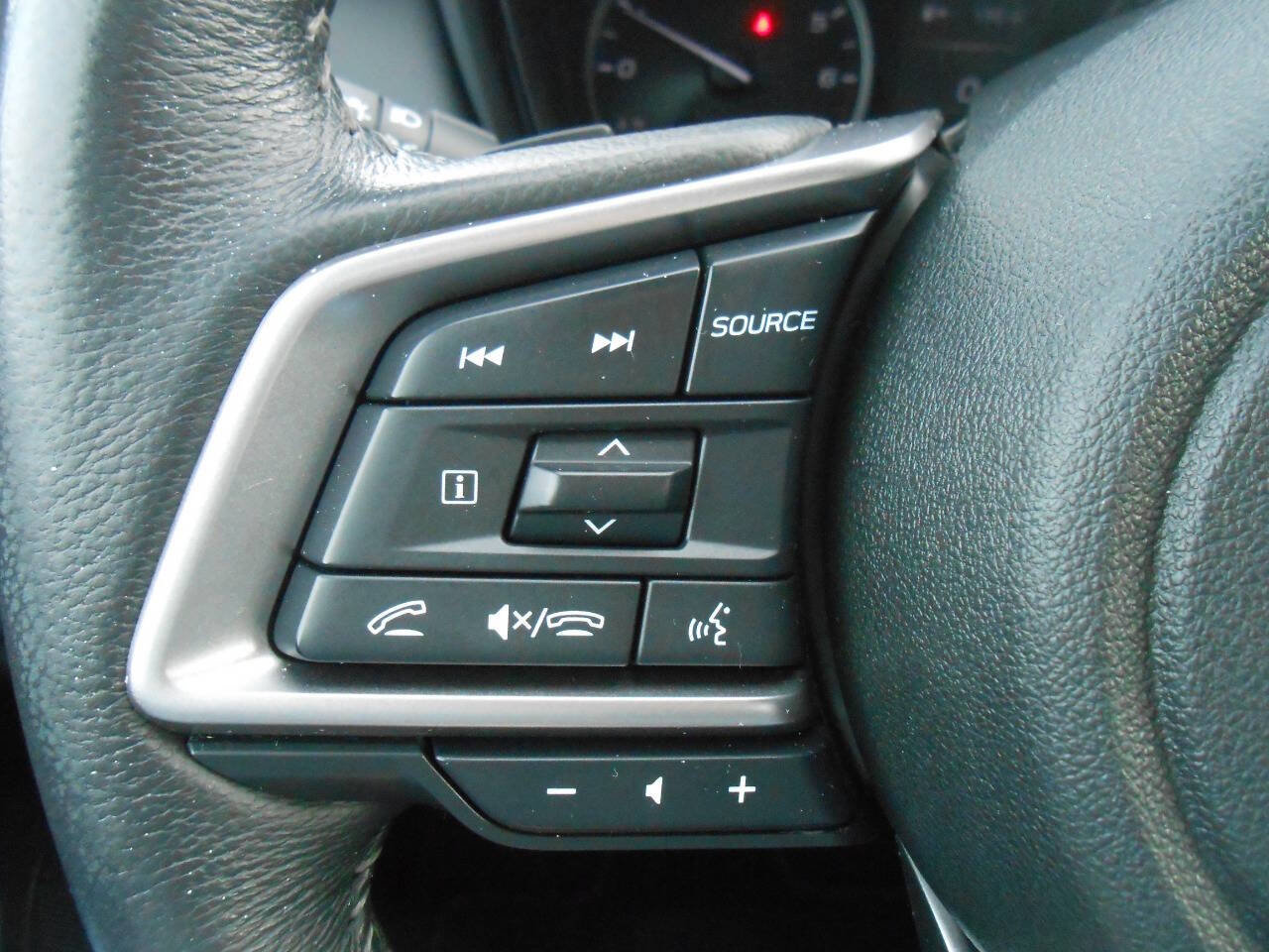 Used 2024 Subaru Legacy Premium AWD/4WD image 16