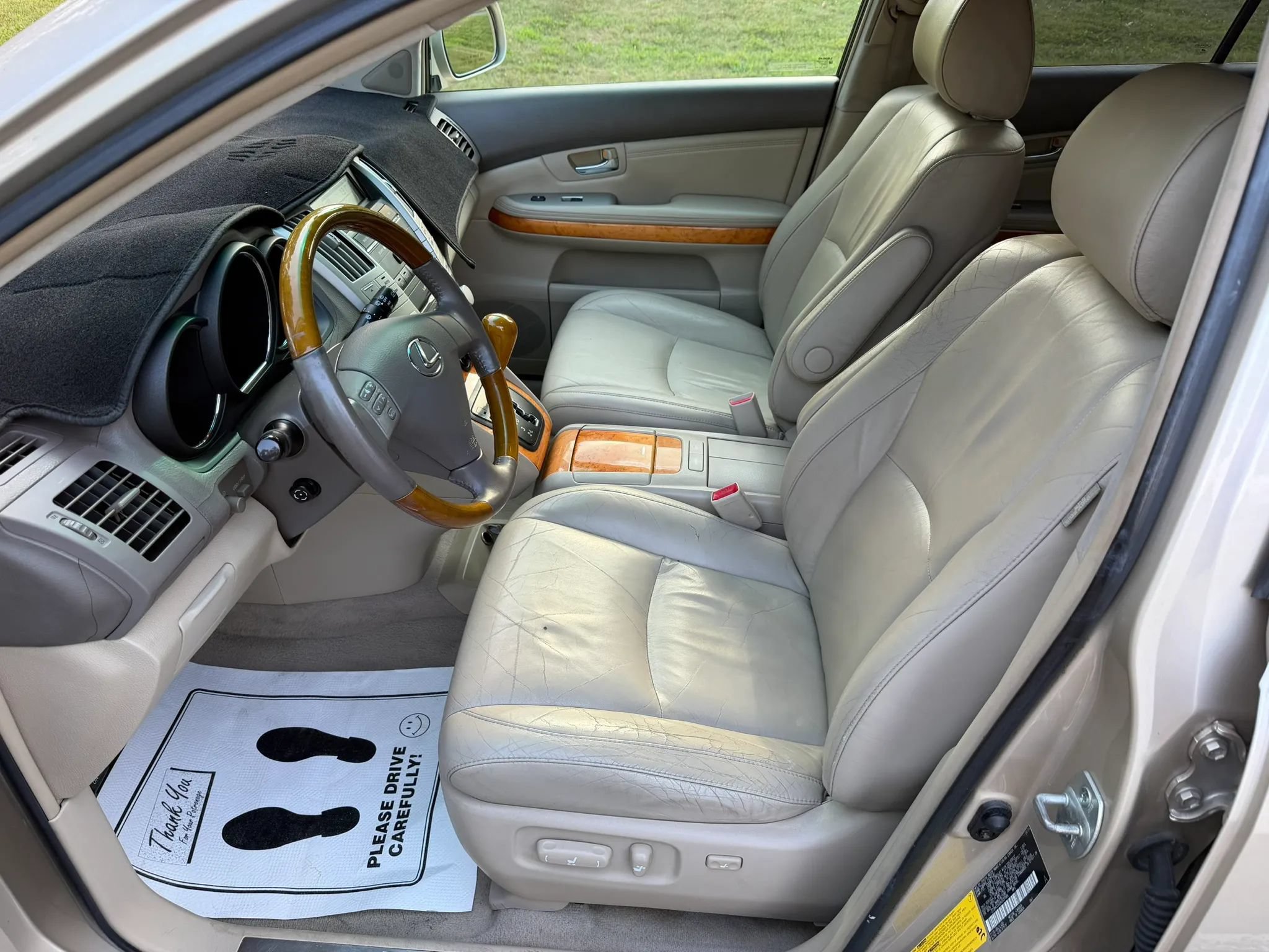 Used 2004 Lexus RX 330 AWD w/ Premium Pkg image 13