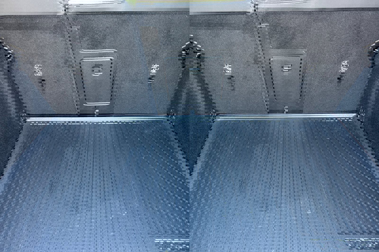 Certified 2023 Volvo XC60 T8 Ultimate image 18