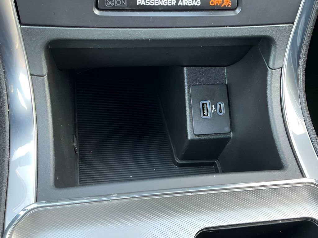 Certified 2022 Ford Edge ST image 41