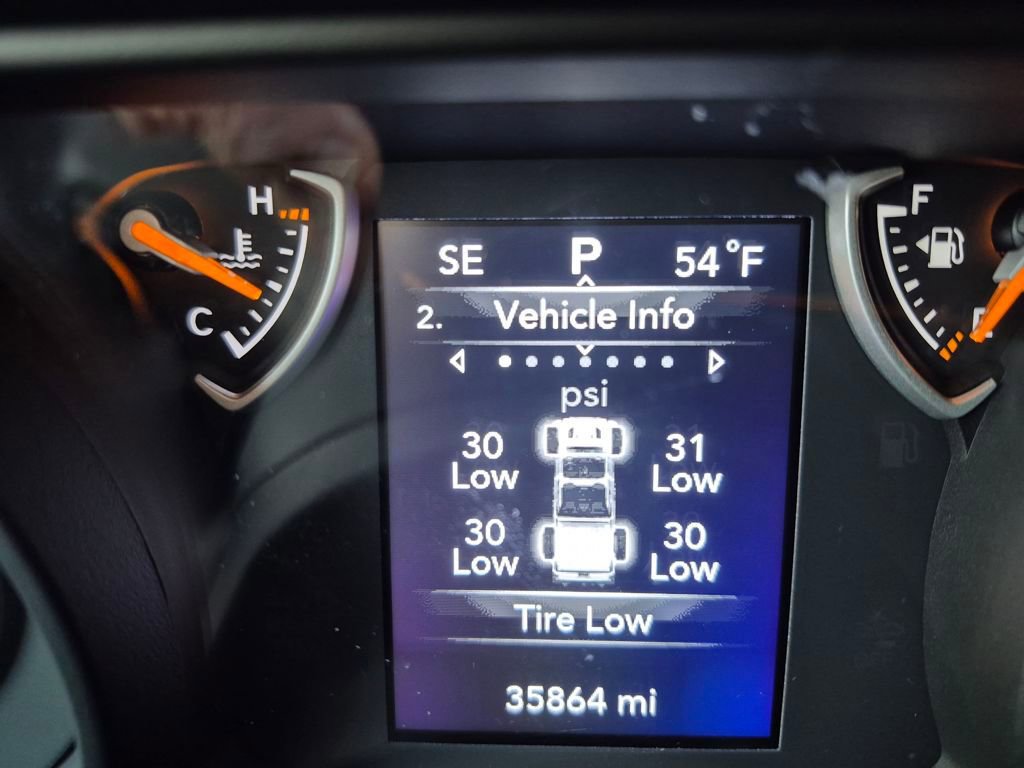 Used 2024 Jeep Wrangler Sport S image 18