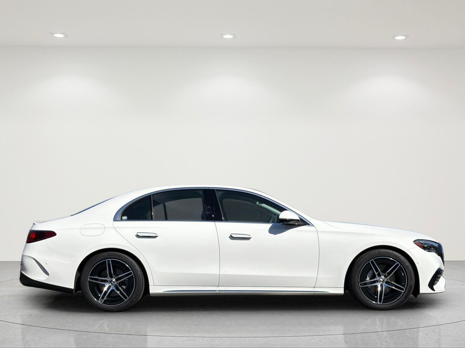 Used 2026 Mercedes-Benz E 350 Sedan image 5