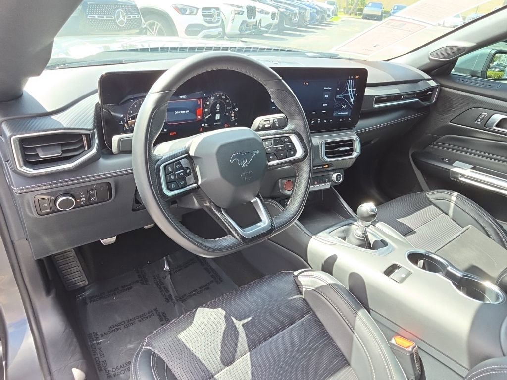Used 2025 Ford Mustang GT Premium image 23