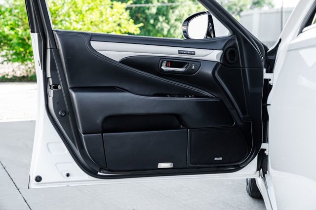 Used 2013 Lexus LS 460 w/ F-Sport Pkg RWD image 63