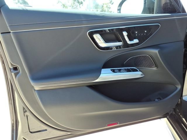 New 2026 Mercedes-Benz E 350 4MATIC Sedan image 12