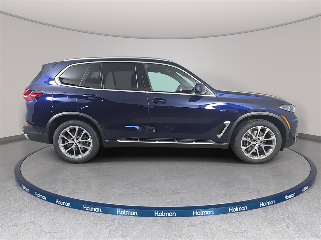 New 2026 BMW X5 xDrive40i w/ Premium Package image 4