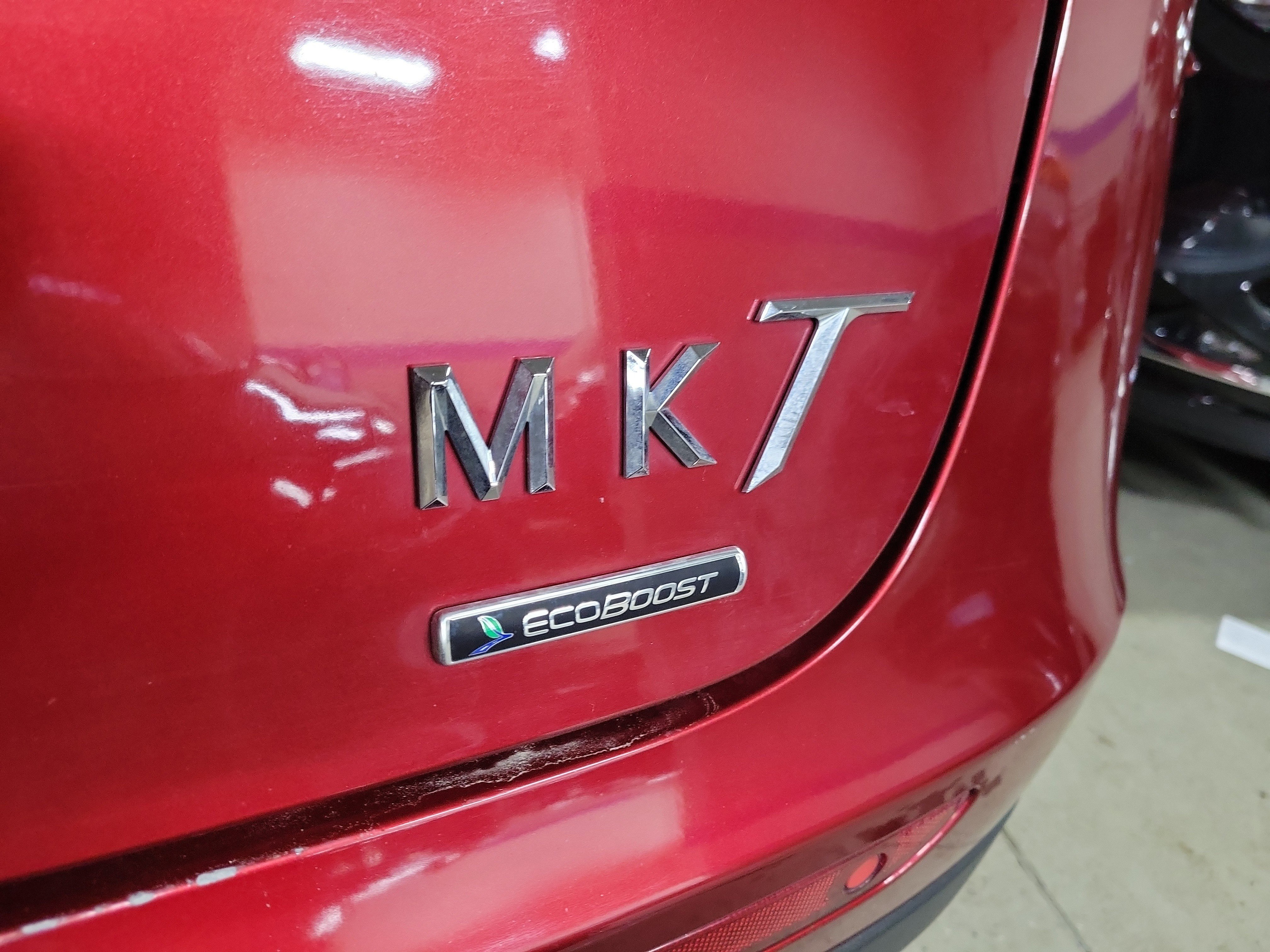 Used 2015 Lincoln MKT AWD w/ Equipment Group 201A image 9