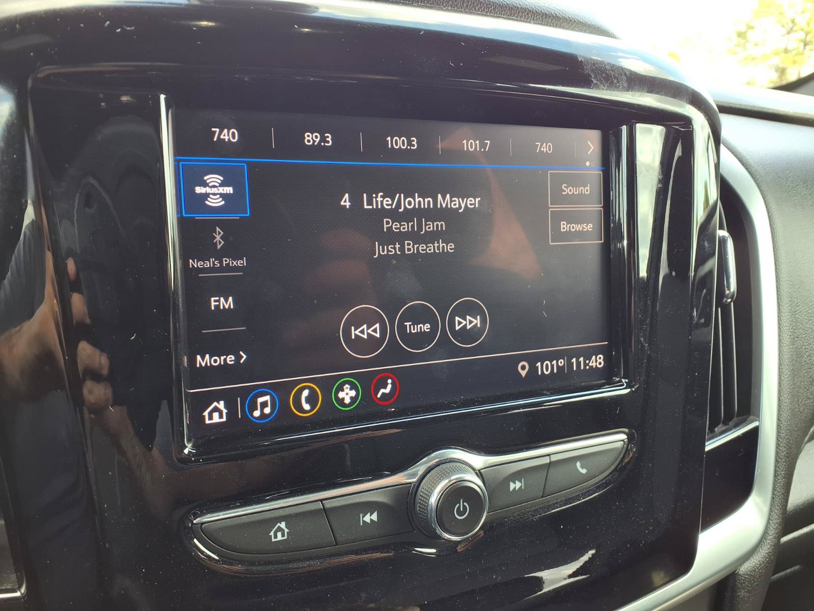 Used 2023 Chevrolet Traverse LT FWD image 6