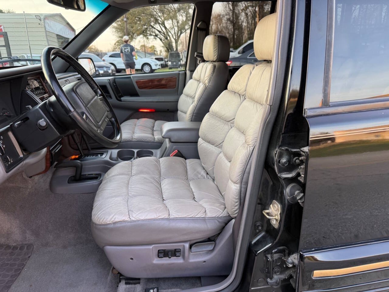 Used 1995 Jeep Grand Cherokee Limited AWD/4WD image 15
