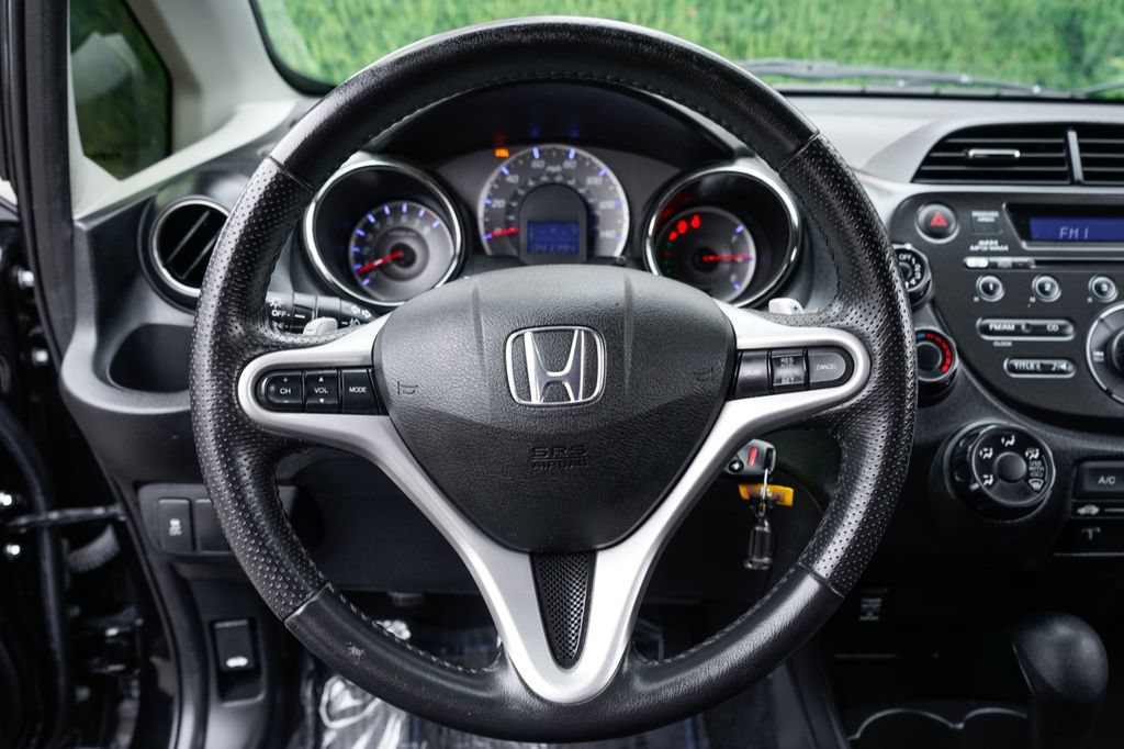 Used 2013 Honda Fit Sport image 21