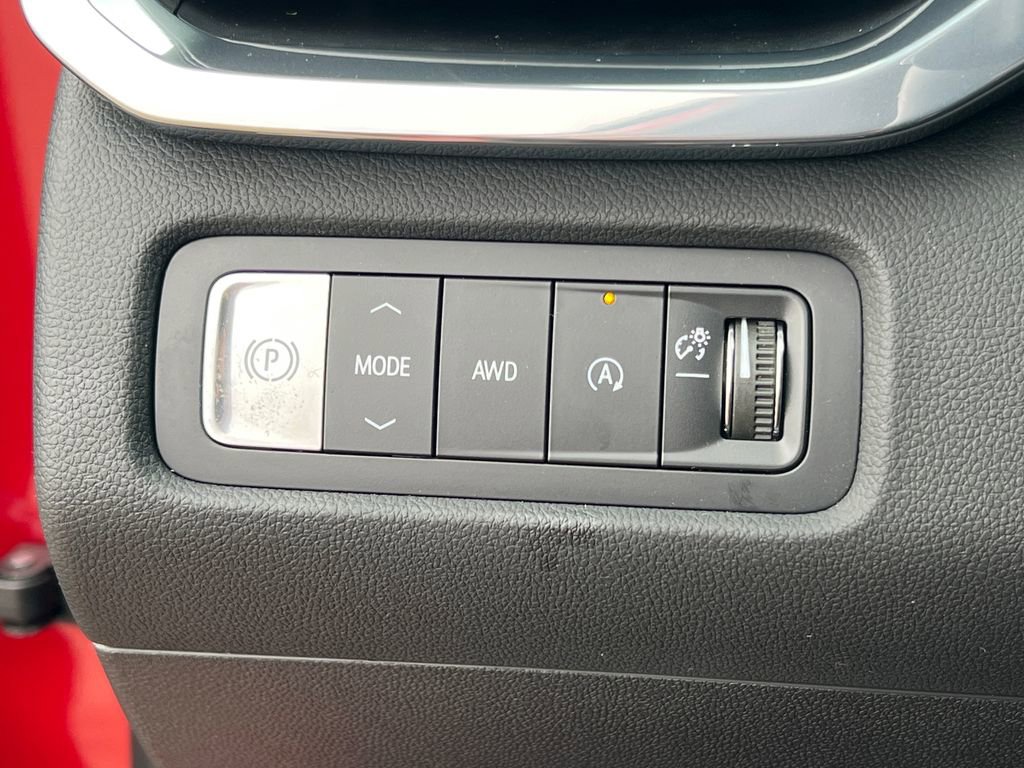 New 2026 GMC Acadia Elevation w/ Elevation Premium Package AWD/4WD image 18