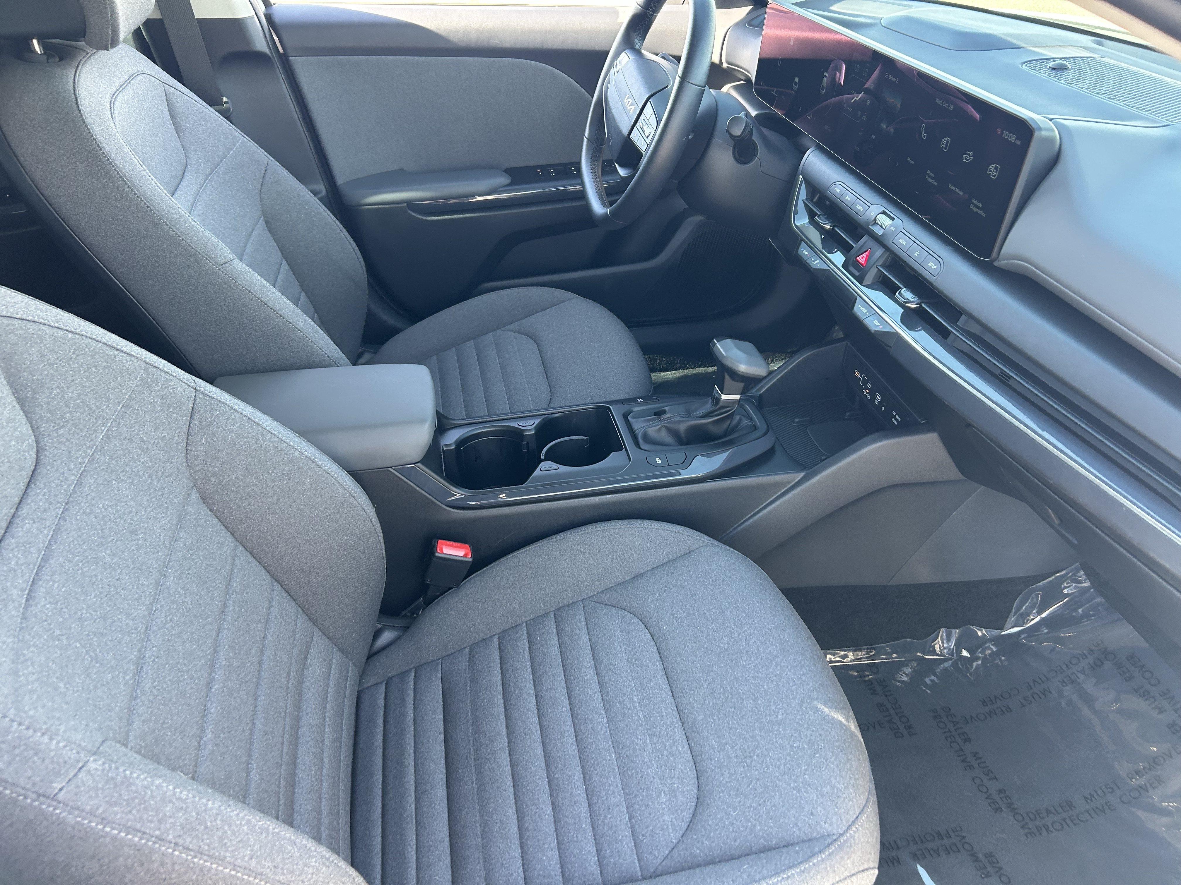 Used 2025 Kia K4 EX FWD image 11
