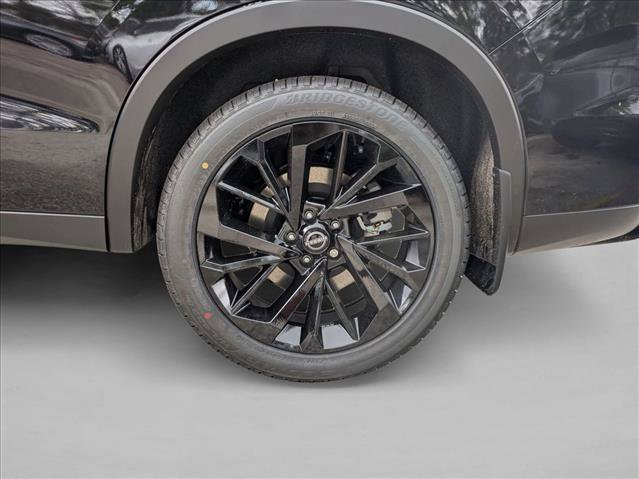 New 2026 Nissan Rogue SL AWD/4WD image 9