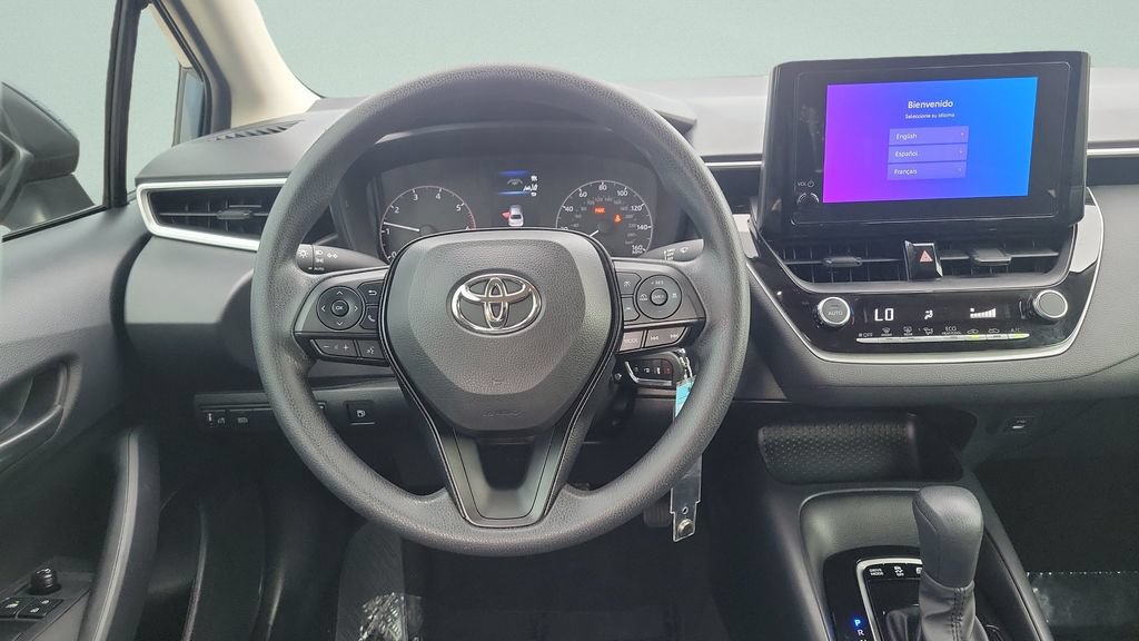 Used 2025 Toyota Corolla LE FWD image 12