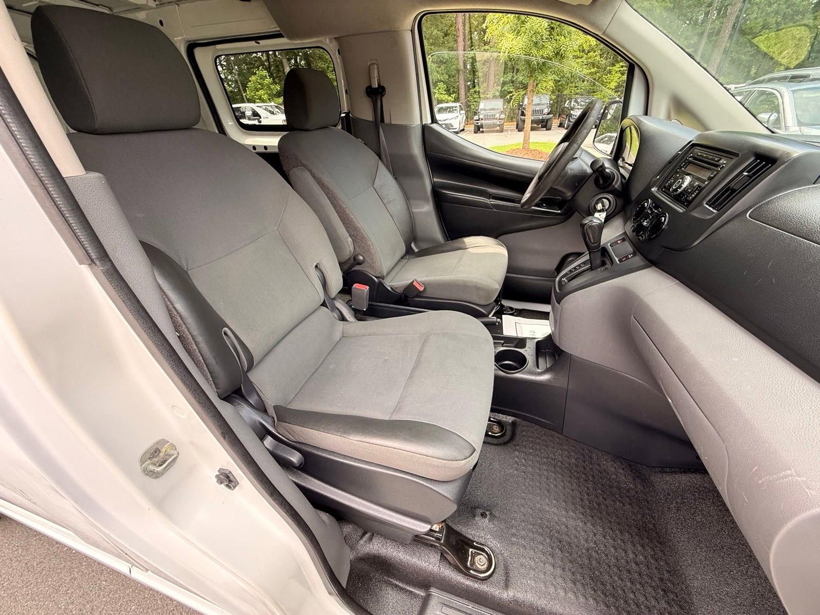 Used 2016 Chevrolet City Express LT FWD image 22