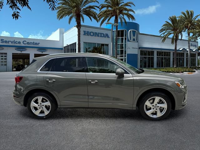 Used 2020 Audi Q3 2.0T Premium Plus AWD/4WD image 9
