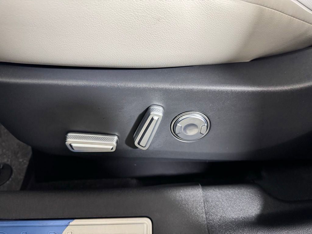 New 2026 Lincoln Nautilus Premier w/ Equipment Group 102A AWD/4WD image 31