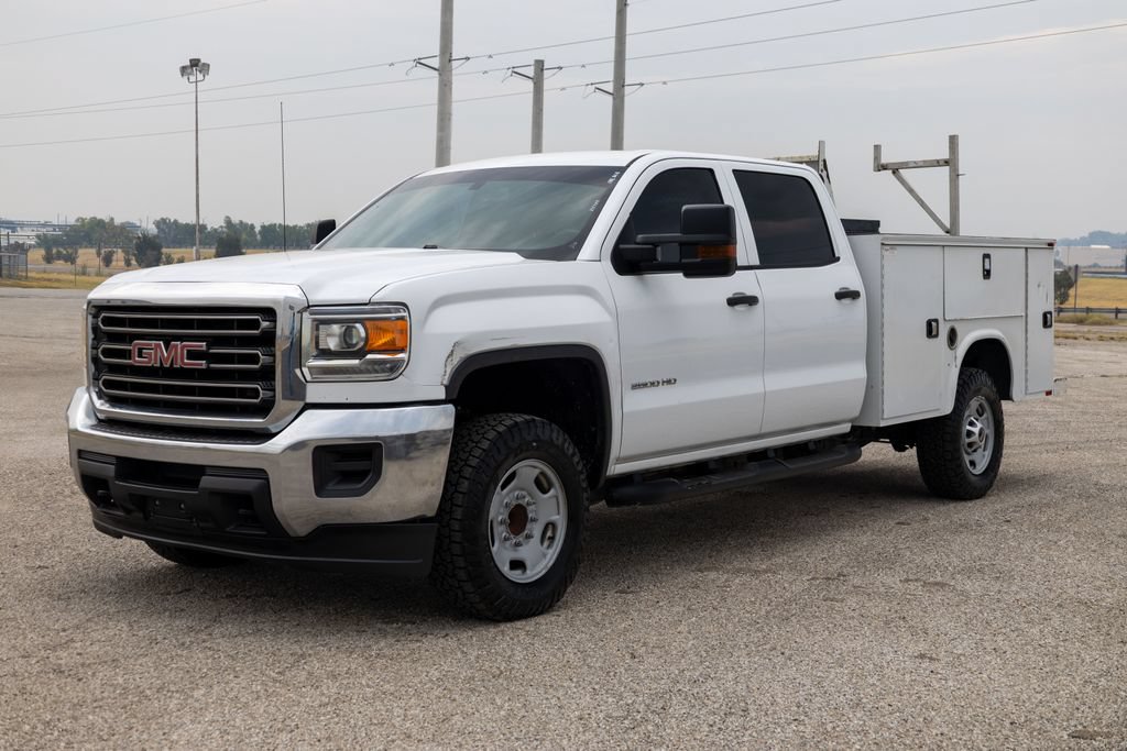 Used 2019 GMC Sierra 2500 2WD Crew Cab image 3