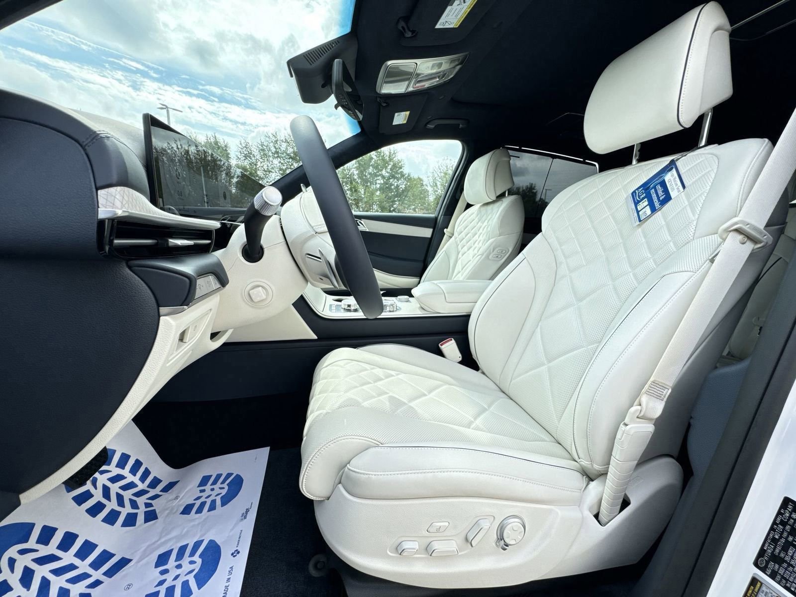 New 2025 Genesis GV80 3.5T Prestige image 17