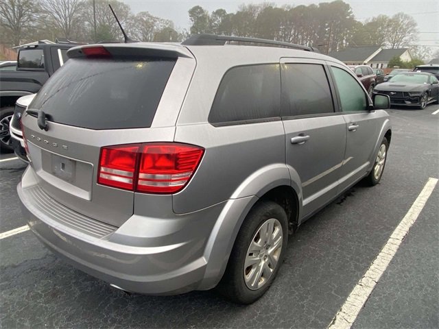 Used 2018 Dodge Journey SE image 2