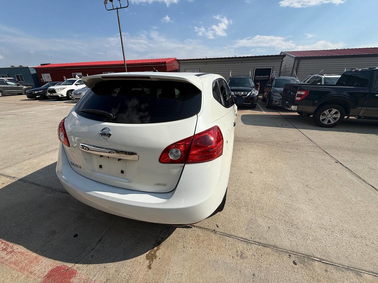 Used 2013 Nissan Rogue S image 5